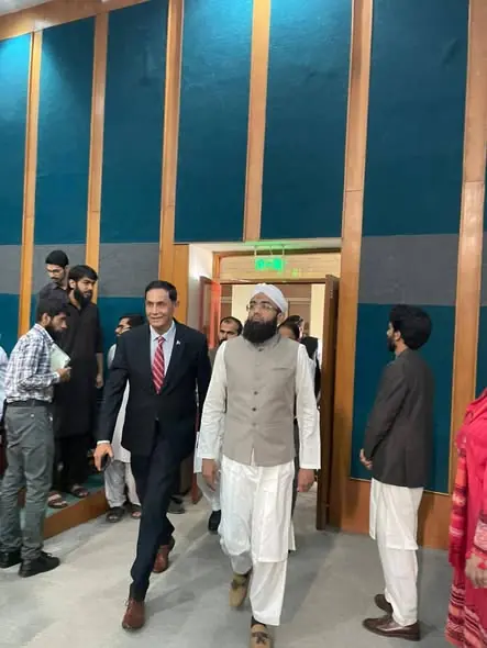 Soban Attari at Bahria University Karachi, photo 4 of 6