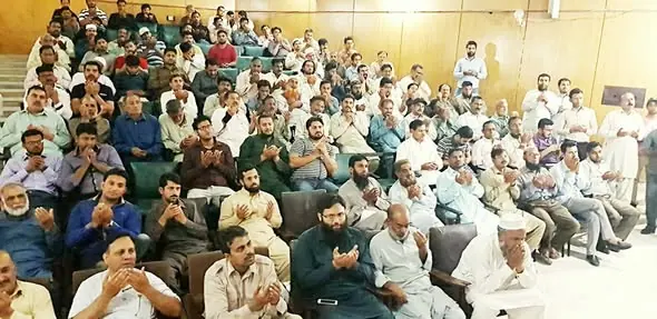 Soban Attari at King Edward Medical University, photo 3 of 4