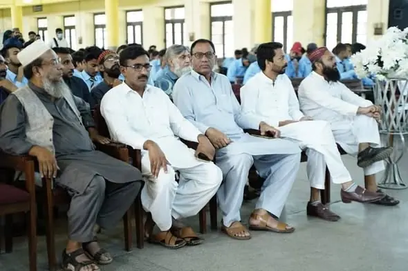 Soban Attari at PUT Mandi Bahauddin, photo 5 of 6